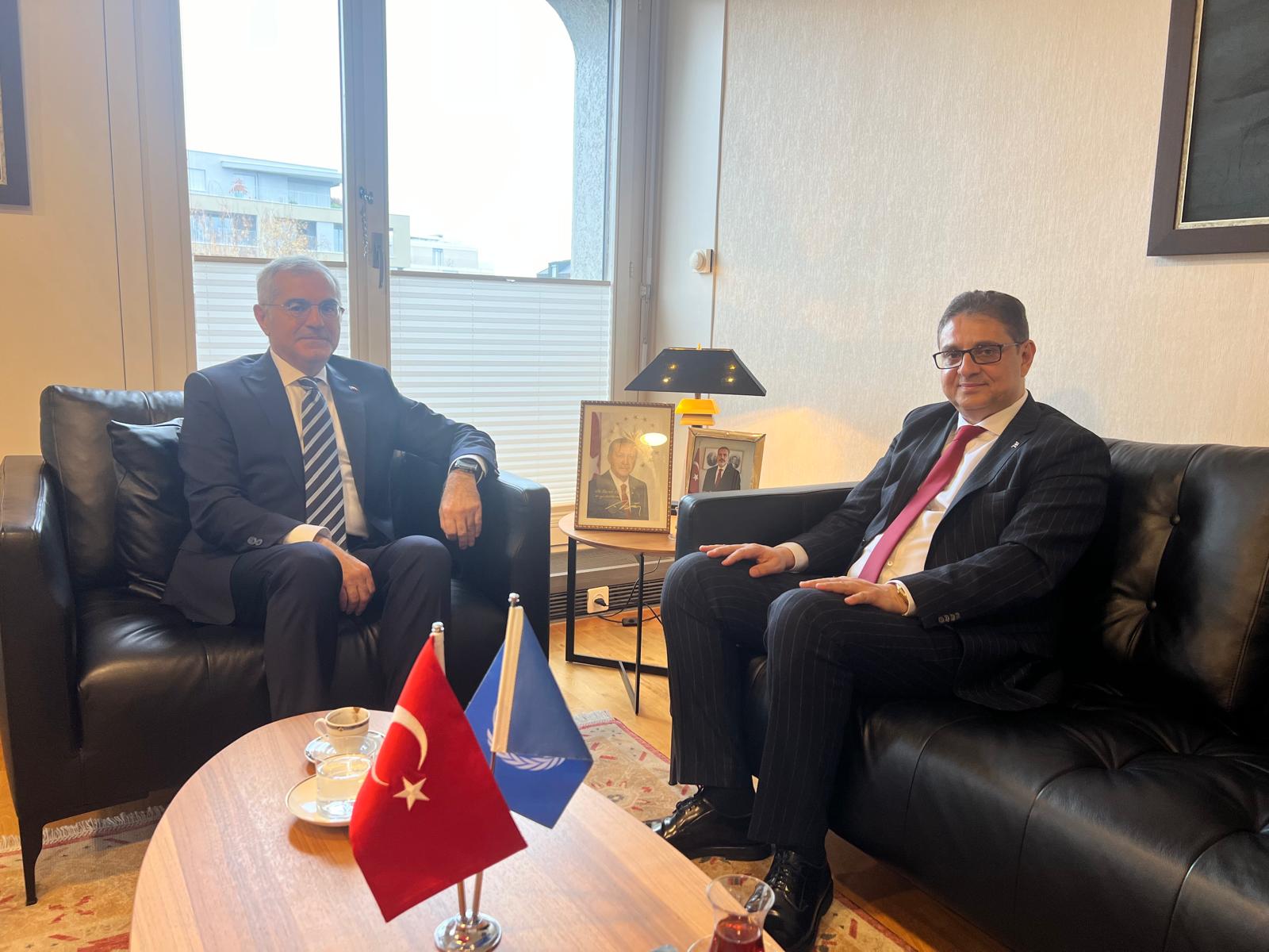 The head of the SNC meets the Permanent Representative of Turkey to the United Nations Office in Geneva.